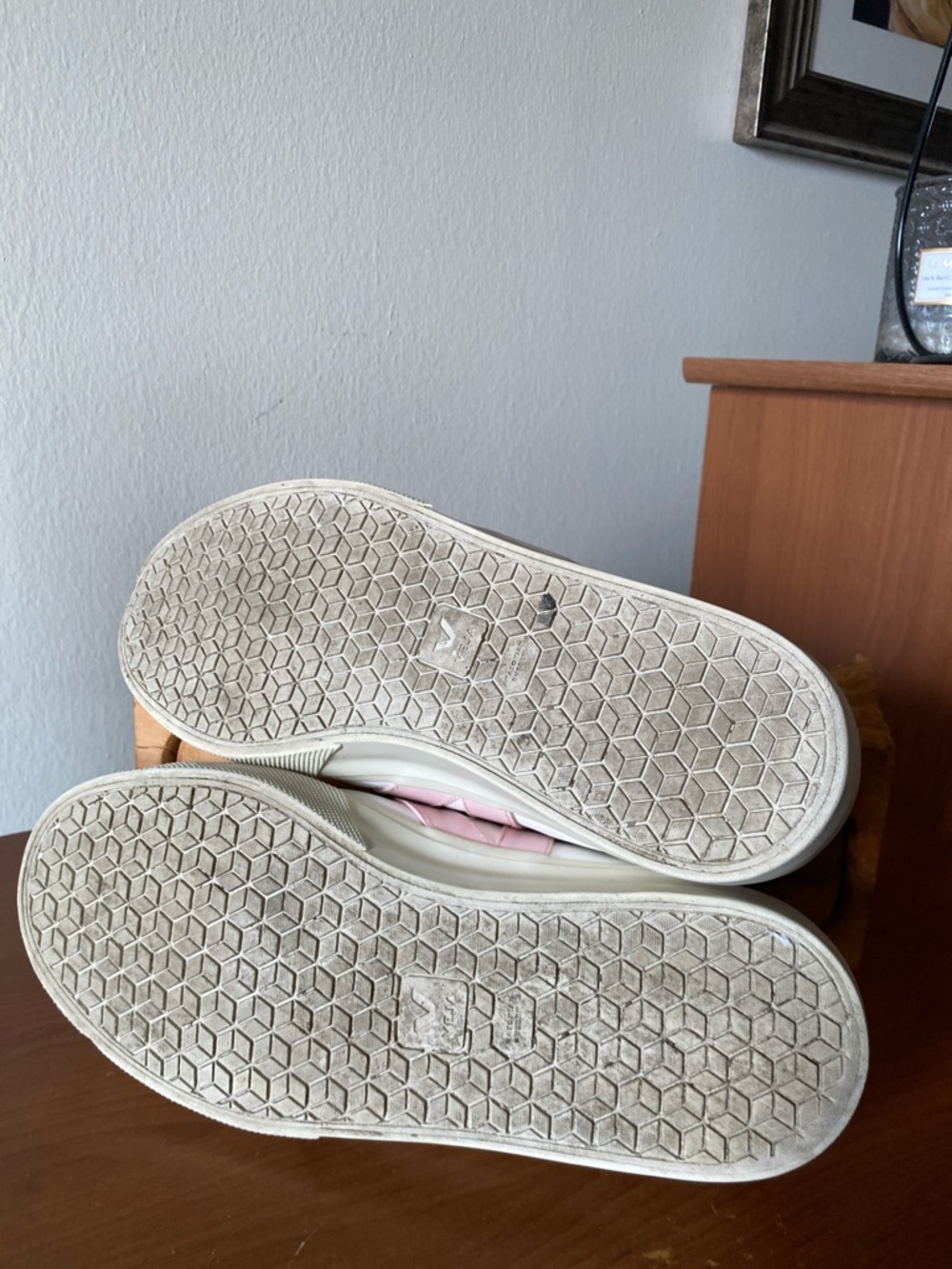 Veja Campo Sneaker - Picture 9 of 11